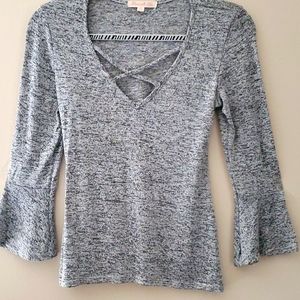 Bell Sleeve knit v-neck top
